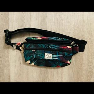 Herschel supply co Fanny pack